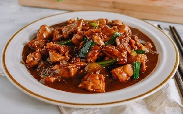 GINGER CHICKEN
